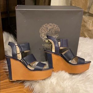 Vince Camuto Peacoat Summer Brown sz 7 Wedge